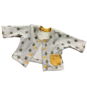 Allround Cardigan Schnittmuster und Nähanleitung für eine Strickjacke für Babys und Kinder